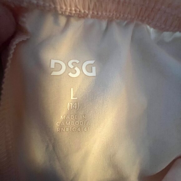 DSG Girls Mid Rise Relaxed Fit Shorts, Large (14) Pink - Picture 6 of 9